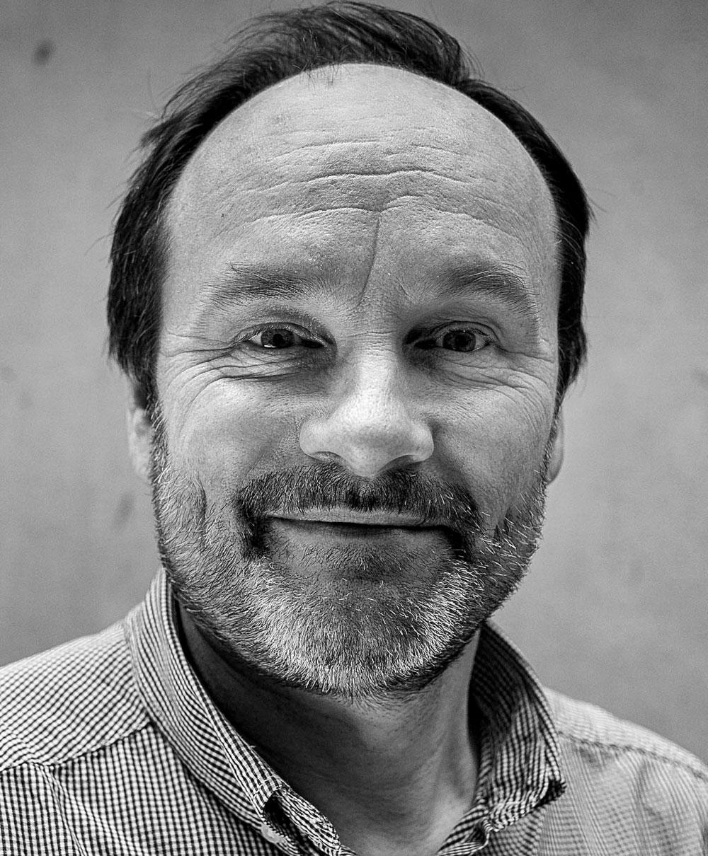 Headshot of Neil Evans